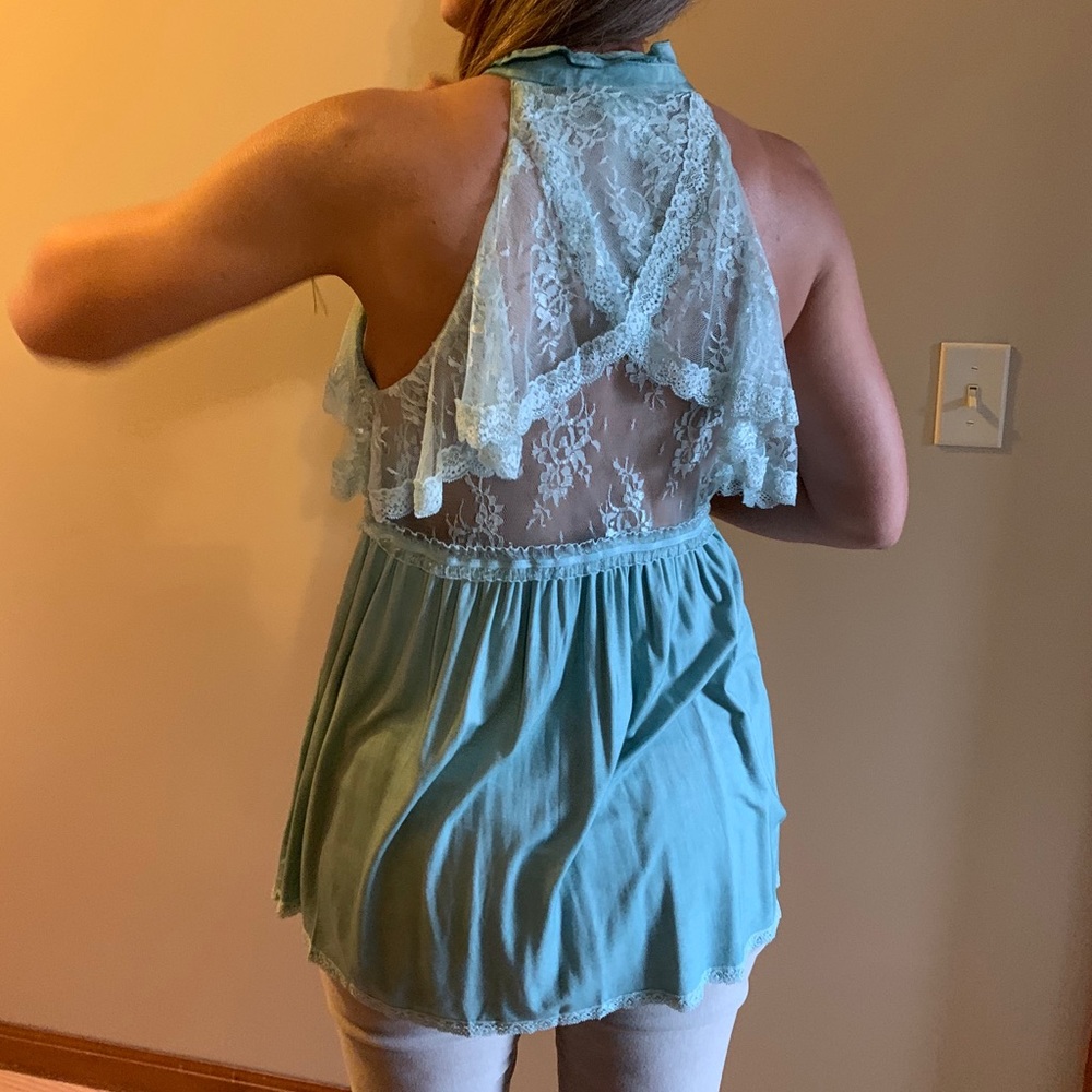 POL Front Button Closure Ruffle Detail Halter - Picture 2 of 7